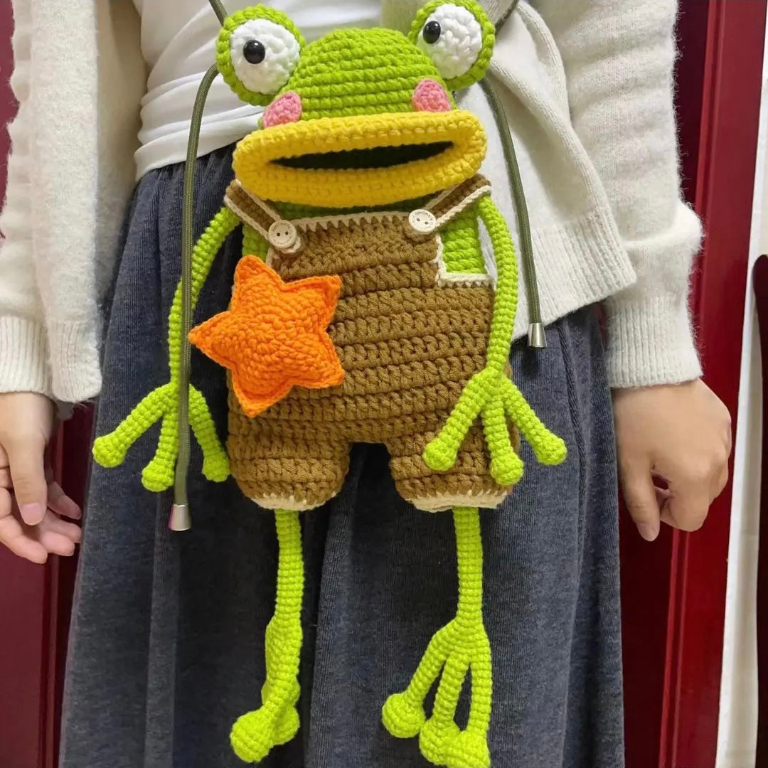 Frog crossbody bag crochet kit