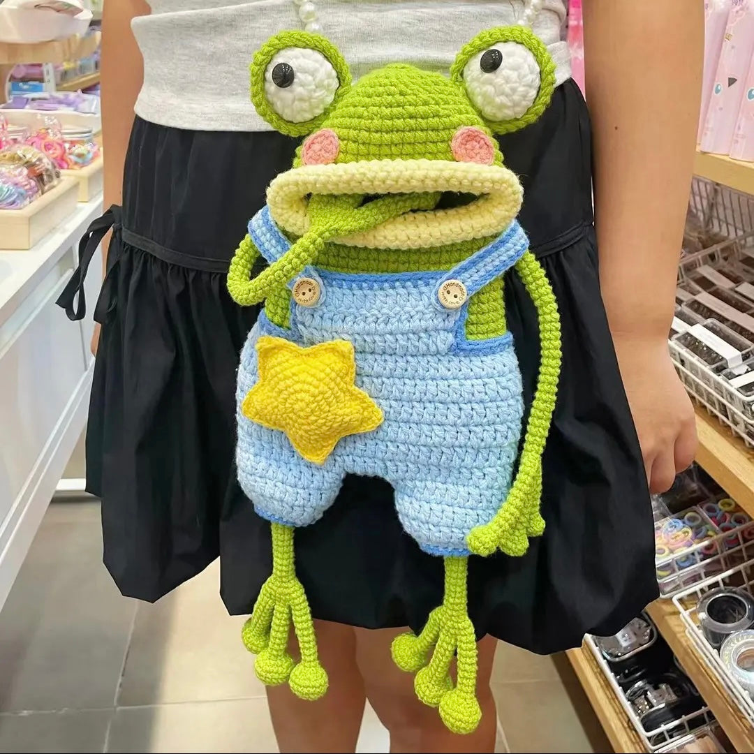 Frog crossbody bag crochet kit