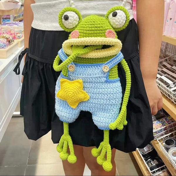 Frog crossbody bag crochet kit